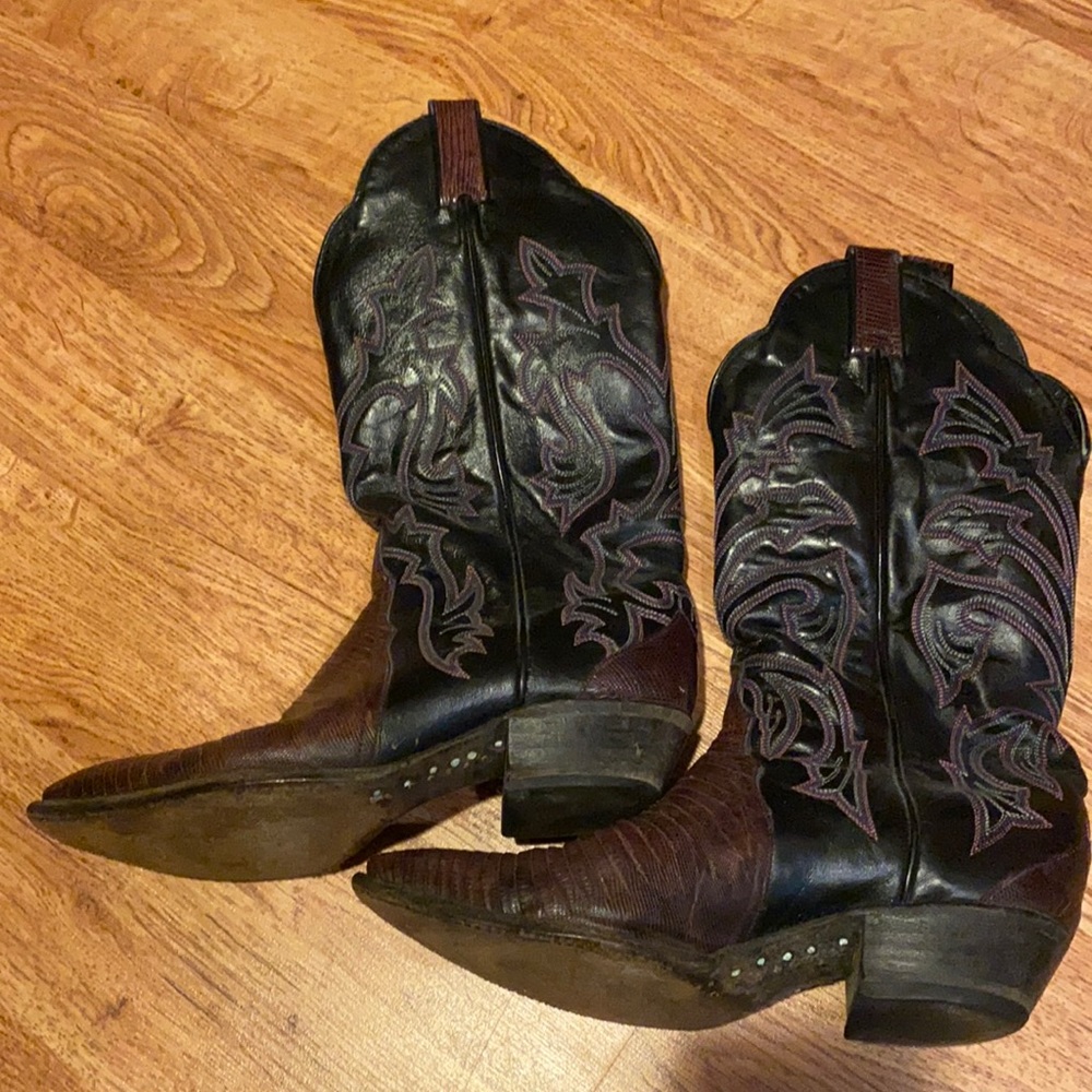 Tony Lama cowboy boots